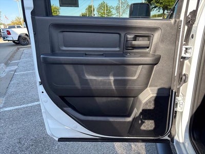 2027 RAM Ram 3500 RAM 3500 TRADESMAN CREW CAB 4X4 6'4' BOX