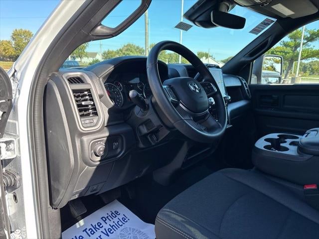 2027 RAM Ram 3500 RAM 3500 TRADESMAN CREW CAB 4X4 6'4' BOX
