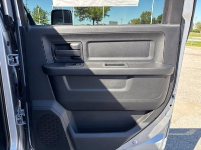 2027 RAM Ram 3500 RAM 3500 TRADESMAN CREW CAB 4X4 6'4' BOX