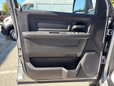 2027 RAM Ram 3500 RAM 3500 TRADESMAN CREW CAB 4X4 6'4' BOX
