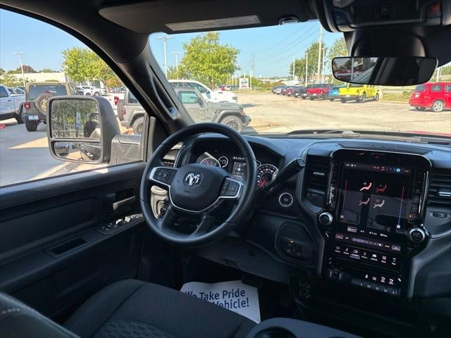 2027 RAM Ram 3500 RAM 3500 TRADESMAN CREW CAB 4X4 6'4' BOX