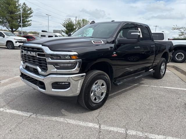 2026 RAM Ram 3500 RAM 3500 TRADESMAN CREW CAB 4X4 6'4' BOX