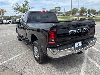 2026 RAM Ram 3500 RAM 3500 TRADESMAN CREW CAB 4X4 6'4' BOX