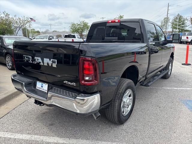 2026 RAM Ram 3500 RAM 3500 TRADESMAN CREW CAB 4X4 6'4' BOX