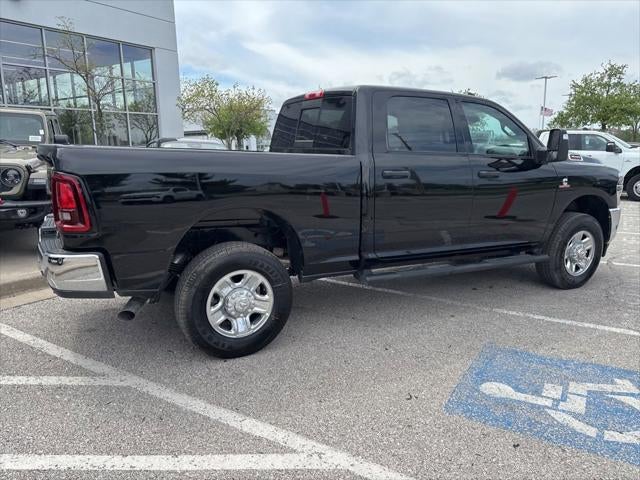 2026 RAM Ram 3500 RAM 3500 TRADESMAN CREW CAB 4X4 6'4' BOX