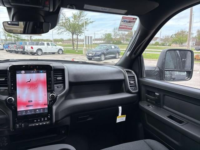 2026 RAM Ram 3500 RAM 3500 TRADESMAN CREW CAB 4X4 6'4' BOX