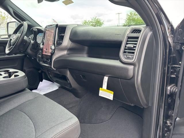 2026 RAM Ram 3500 RAM 3500 TRADESMAN CREW CAB 4X4 6'4' BOX