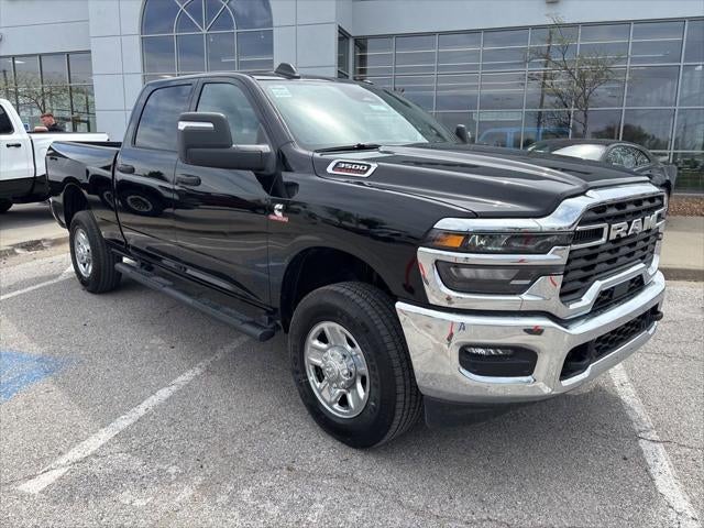 2026 RAM Ram 3500 RAM 3500 TRADESMAN CREW CAB 4X4 6'4' BOX