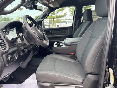 2026 RAM Ram 3500 RAM 3500 TRADESMAN CREW CAB 4X4 6'4' BOX