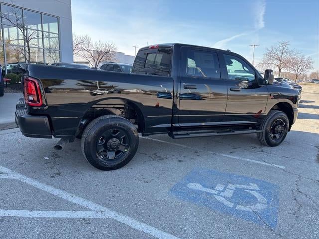 2026 RAM Ram 3500 RAM 3500 TRADESMAN CREW CAB 4X4 6'4' BOX