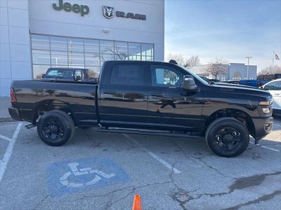 2026 RAM Ram 3500 RAM 3500 TRADESMAN CREW CAB 4X4 6'4' BOX