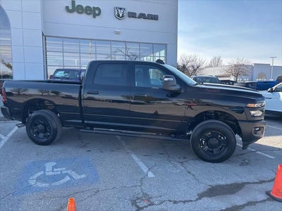2026 RAM Ram 3500 RAM 3500 TRADESMAN CREW CAB 4X4 6'4' BOX