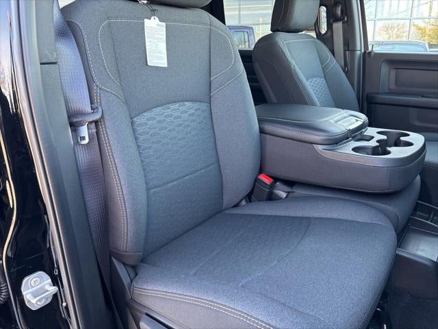 2026 RAM Ram 3500 RAM 3500 TRADESMAN CREW CAB 4X4 6'4' BOX