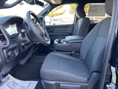 2026 RAM Ram 3500 RAM 3500 TRADESMAN CREW CAB 4X4 6'4' BOX