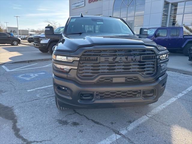 2026 RAM Ram 3500 RAM 3500 TRADESMAN CREW CAB 4X4 6'4' BOX