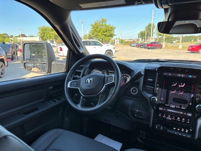 2027 RAM Ram 3500 RAM 3500 TRADESMAN CREW CAB 4X4 8' BOX