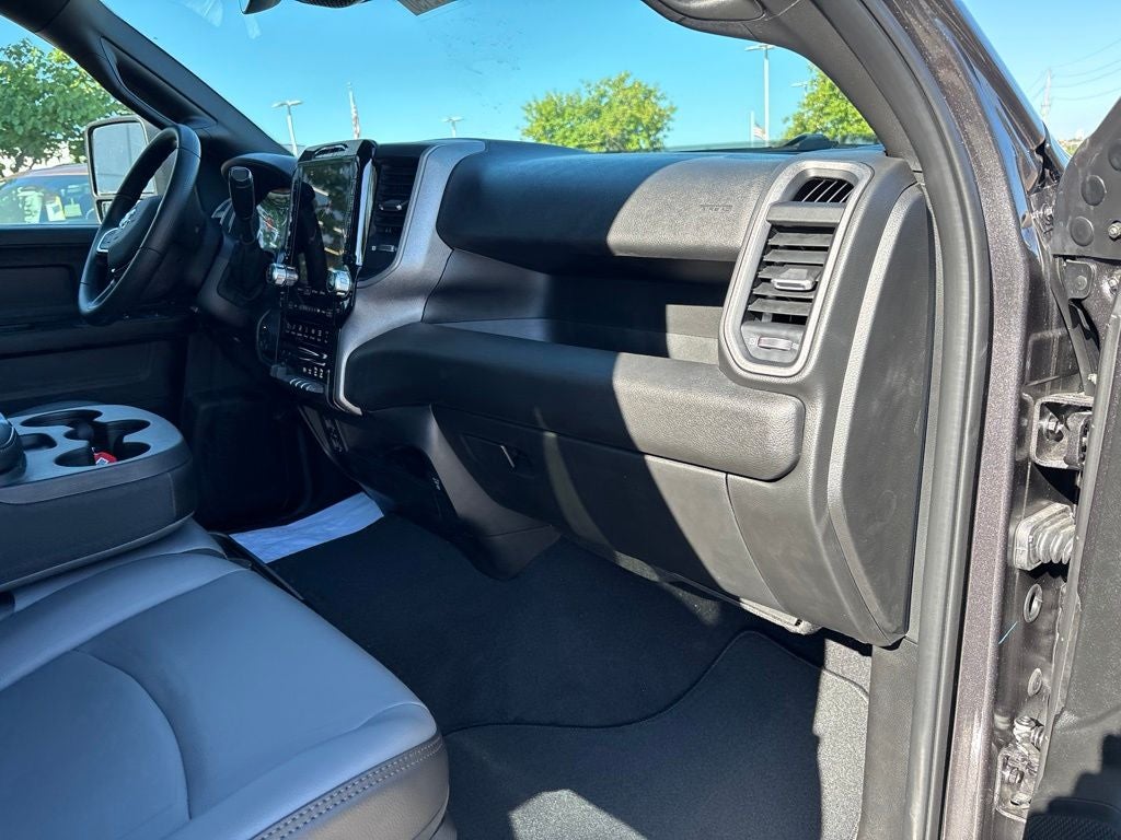 2027 RAM Ram 3500 RAM 3500 TRADESMAN CREW CAB 4X4 8' BOX