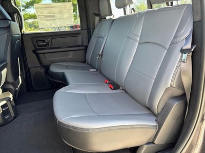 2027 RAM Ram 3500 RAM 3500 TRADESMAN CREW CAB 4X4 8' BOX