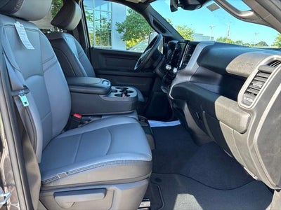 2027 RAM Ram 3500 RAM 3500 TRADESMAN CREW CAB 4X4 8' BOX