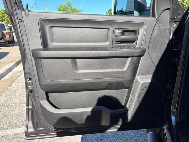 2027 RAM Ram 3500 RAM 3500 TRADESMAN CREW CAB 4X4 8' BOX