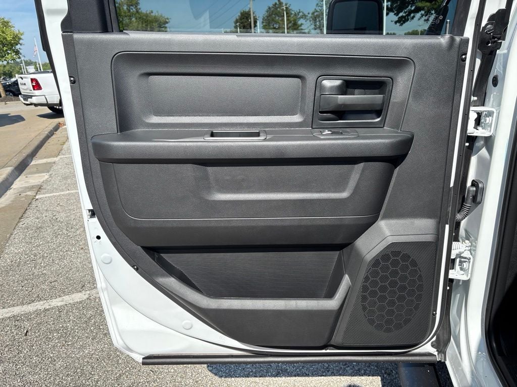 2026 RAM Ram 3500 RAM 3500 TRADESMAN CREW CAB 4X4 8' BOX