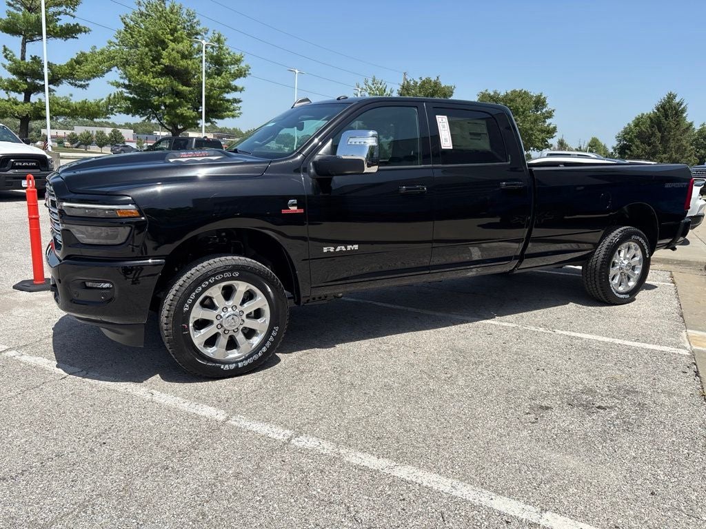 2026 RAM Ram 3500 RAM 3500 LARAMIE CREW CAB 4X4 8' BOX