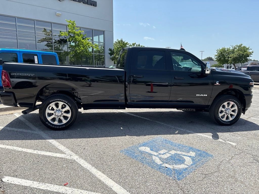 2026 RAM Ram 3500 RAM 3500 LARAMIE CREW CAB 4X4 8' BOX