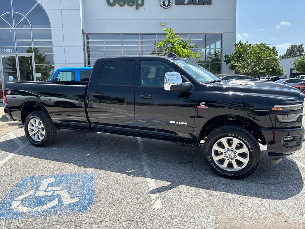 2026 RAM Ram 3500 RAM 3500 LARAMIE CREW CAB 4X4 8' BOX
