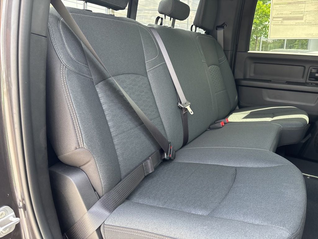 2026 RAM Ram 2500 RAM 2500 BLACK EXPRESS CREW CAB 4X4 6'4' BOX