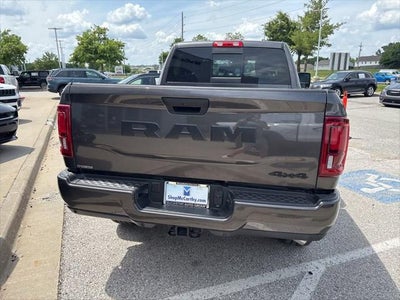 2026 RAM Ram 2500 RAM 2500 BLACK EXPRESS CREW CAB 4X4 6'4' BOX