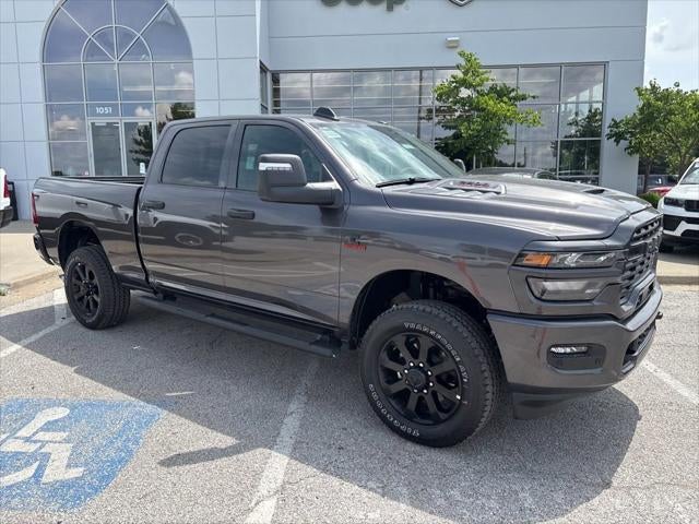 2026 RAM Ram 2500 RAM 2500 BLACK EXPRESS CREW CAB 4X4 6'4' BOX