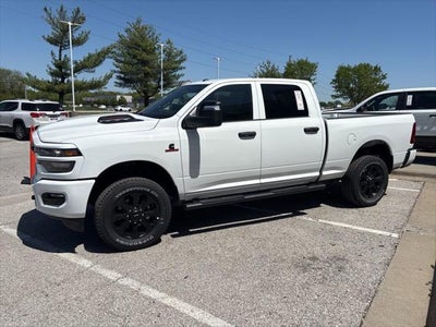 2026 RAM Ram 2500 RAM 2500 BLACK EXPRESS CREW CAB 4X4 6'4' BOX