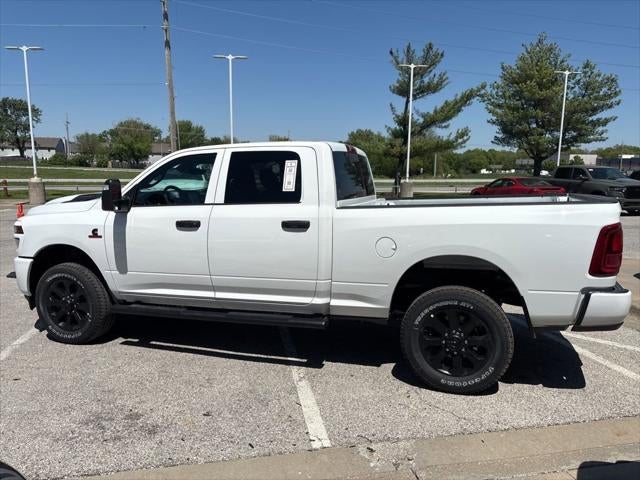2026 RAM Ram 2500 RAM 2500 BLACK EXPRESS CREW CAB 4X4 6'4' BOX
