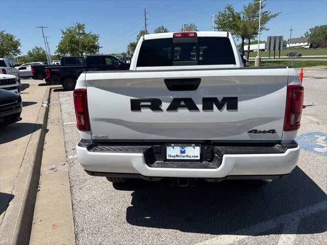 2026 RAM Ram 2500 RAM 2500 BLACK EXPRESS CREW CAB 4X4 6'4' BOX