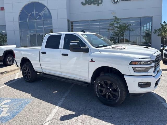 2026 RAM Ram 2500 RAM 2500 BLACK EXPRESS CREW CAB 4X4 6'4' BOX