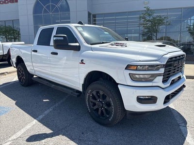 2026 RAM Ram 2500 RAM 2500 BLACK EXPRESS CREW CAB 4X4 6'4' BOX
