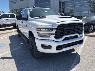 2026 RAM Ram 2500 RAM 2500 BLACK EXPRESS CREW CAB 4X4 6'4' BOX