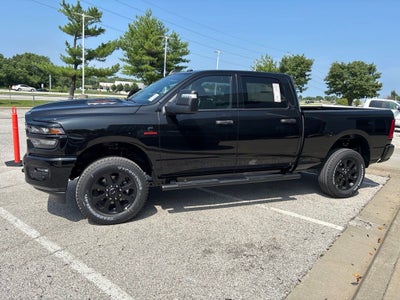 2026 RAM Ram 2500 RAM 2500 BLACK EXPRESS CREW CAB 4X4 6'4' BOX