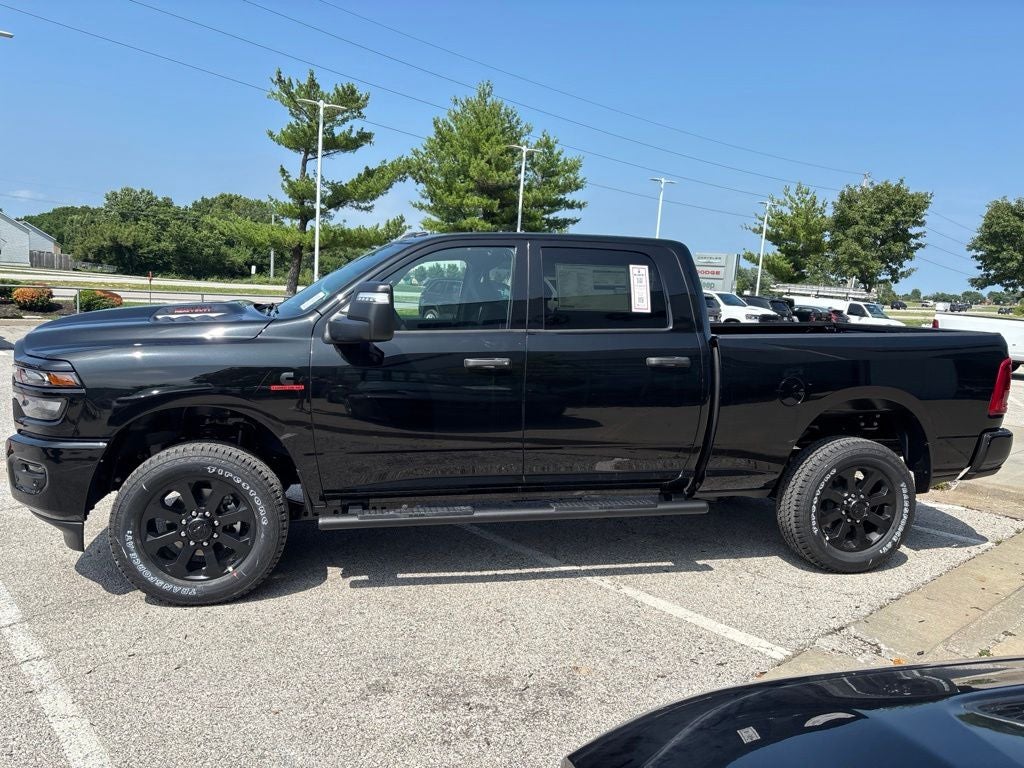 2026 RAM Ram 2500 RAM 2500 BLACK EXPRESS CREW CAB 4X4 6'4' BOX