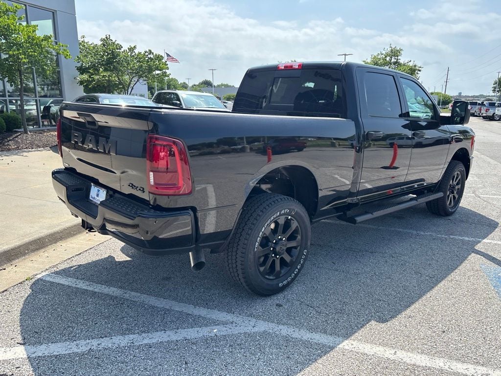 2026 RAM Ram 2500 RAM 2500 BLACK EXPRESS CREW CAB 4X4 6'4' BOX
