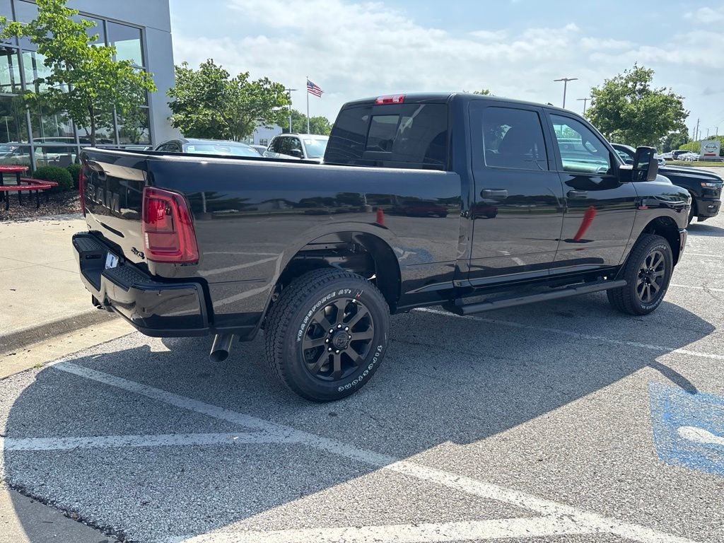 2026 RAM Ram 2500 RAM 2500 BLACK EXPRESS CREW CAB 4X4 6'4' BOX