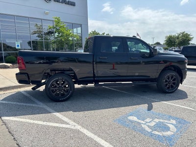 2026 RAM Ram 2500 RAM 2500 BLACK EXPRESS CREW CAB 4X4 6'4' BOX