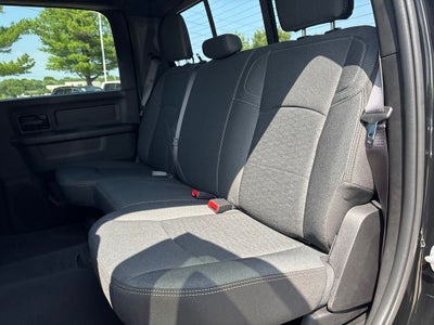 2026 RAM Ram 2500 RAM 2500 BLACK EXPRESS CREW CAB 4X4 6'4' BOX