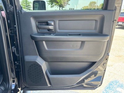 2026 RAM Ram 2500 RAM 2500 BLACK EXPRESS CREW CAB 4X4 6'4' BOX