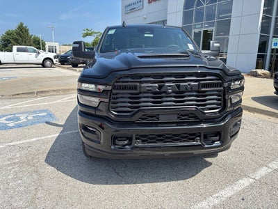 2026 RAM Ram 2500 RAM 2500 BLACK EXPRESS CREW CAB 4X4 6'4' BOX