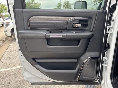 2026 RAM Ram 2500 RAM 2500 LIMITED MEGA CAB 4X4 6'4' BOX