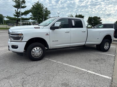 2026 RAM Ram 3500 RAM 3500 LARAMIE CREW CAB 4X4 8' BOX