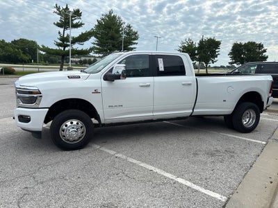 2026 RAM Ram 3500 RAM 3500 LARAMIE CREW CAB 4X4 8' BOX