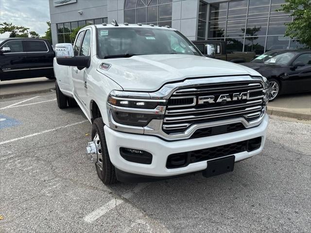 2026 RAM Ram 3500 RAM 3500 LARAMIE CREW CAB 4X4 8' BOX