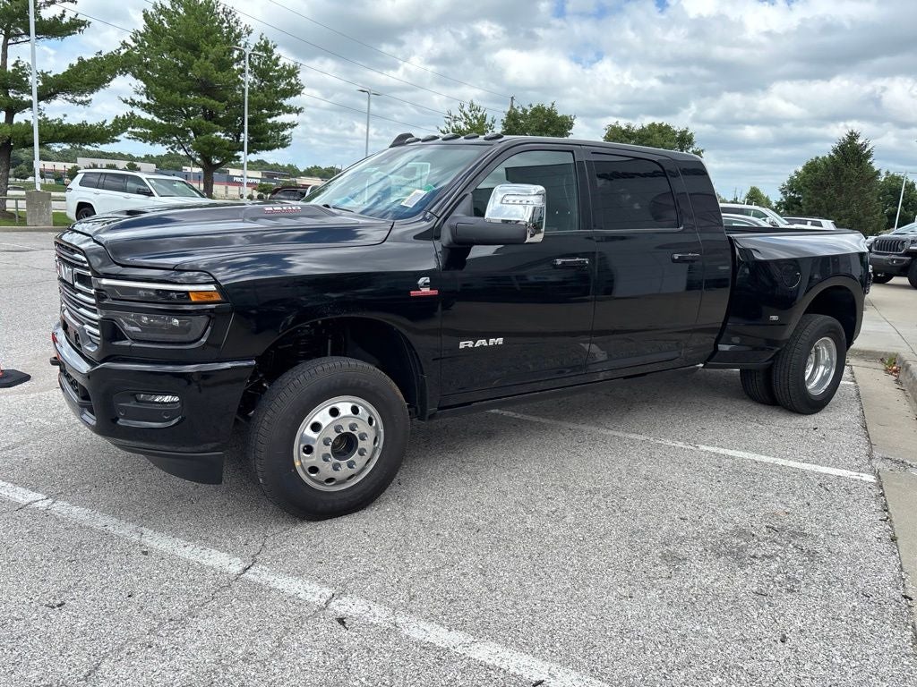 2026 RAM Ram 3500 RAM 3500 LARAMIE MEGA CAB 4X4 6'4' BOX